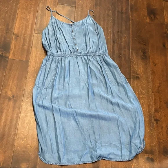 sachin and babi light blue dress Smart Casual Dress Code: A Modern Man's Guide In 2026 main image 0